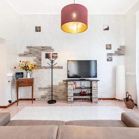 Hostly - Domus Happya - Dream In The Appia Antica Park Apartment โรม ภายนอก รูปภาพ