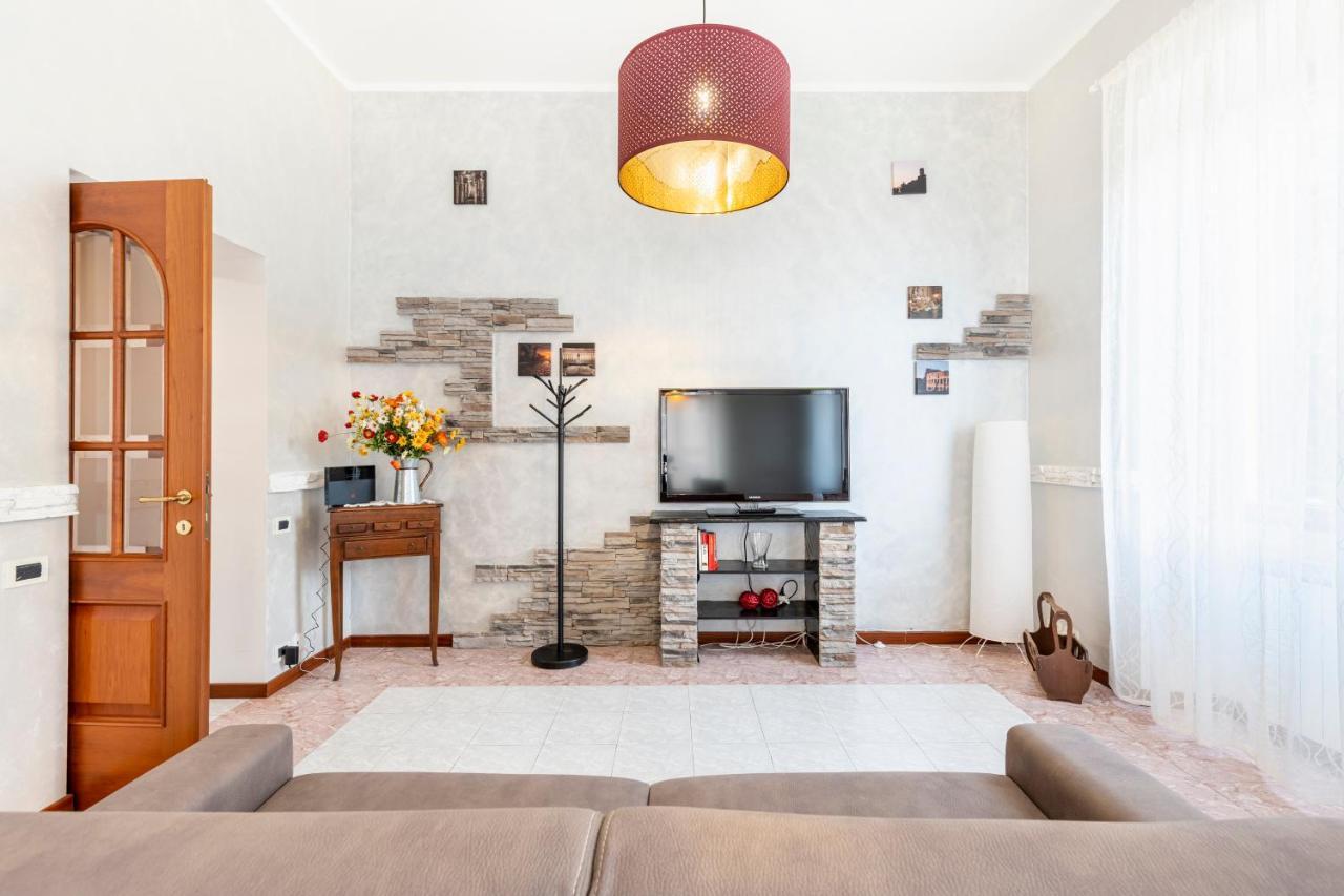 Hostly - Domus Happya - Dream In The Appia Antica Park Apartment โรม ภายนอก รูปภาพ